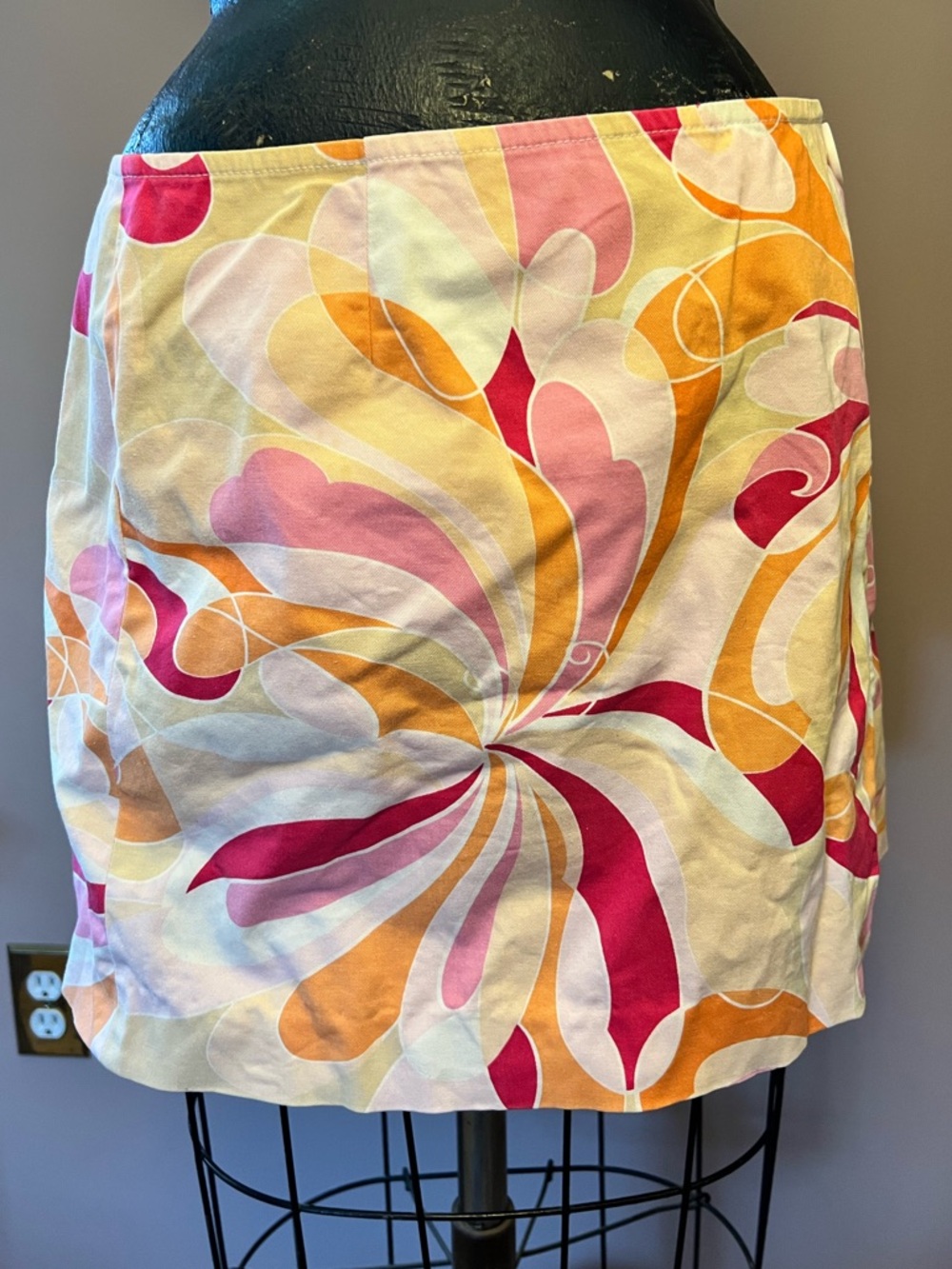 90’s Laundry by Shelli Segal Psychedelic Mod Wrap Skirt Size 6 One Stain Pucci